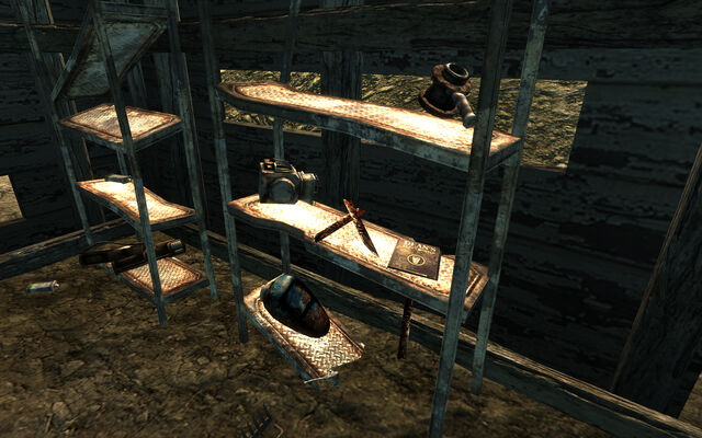File:Raider farmhouse Dean's Electronics.jpg