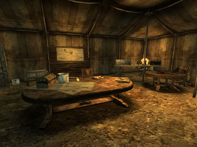 File:Legate wartent interior.jpg