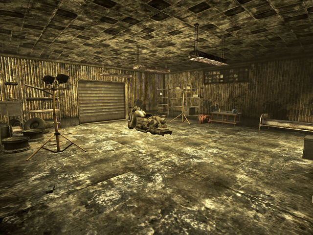 File:GSY garage.jpg