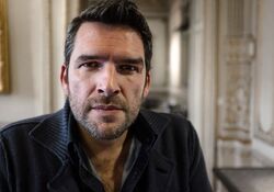 Roel-vanderstukken-vervangt-peter-van-asbroeck-in-de-huisdokter 100 1000x0