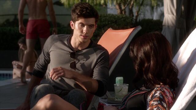 File:Famous.in.Love.S01E01.720p.HDTV.x264-FLEET 0948.jpg