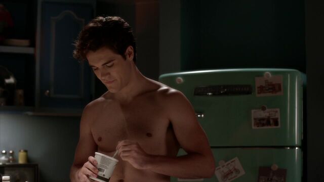 File:Famous.in.Love.S01E01.720p.HDTV.x264-FLEET 1196.jpg