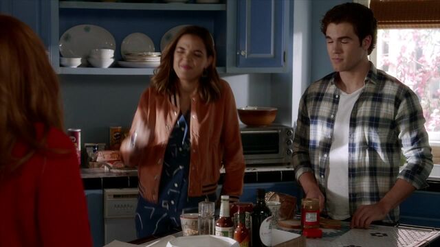 File:Famous.in.Love.S01E01.720p.HDTV.x264-FLEET 0146.jpg