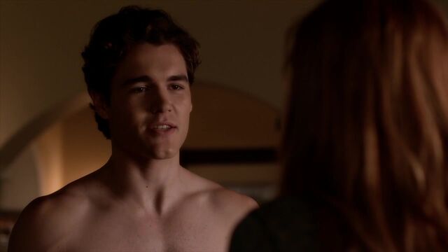 File:Famous.in.Love.S01E01.720p.HDTV.x264-FLEET 1251.jpg
