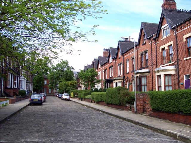 File:Victorian terraced houses.jpg