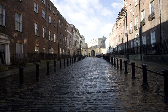 File:Leveret Street, Blossom Hill.jpg