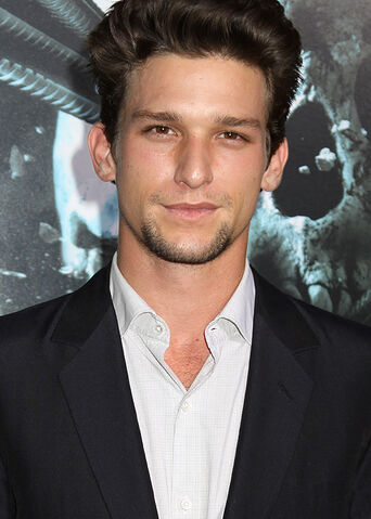 File:DarenKagasoff.jpg