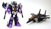 Henkei Skywarp