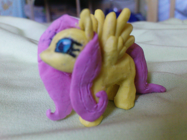 Plik:AgnessAngel - Flutershy z plasteliny.png