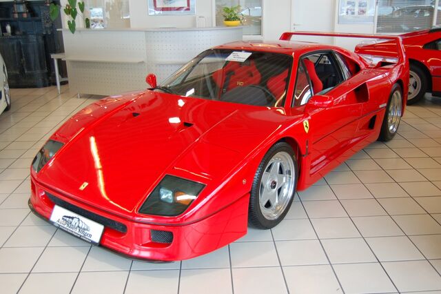 File:Ferrari F40.jpg