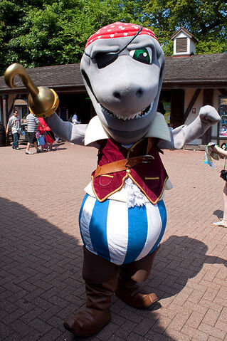 File:Fin the shark.jpg