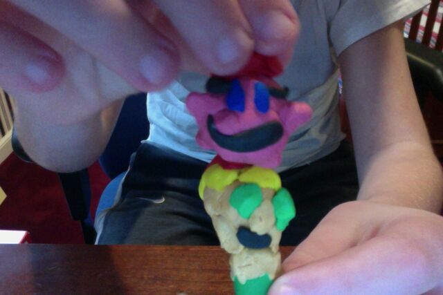 File:SpaghettiandSk8clay.jpg