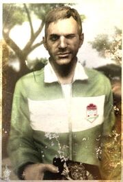 775509-frank super.jpg