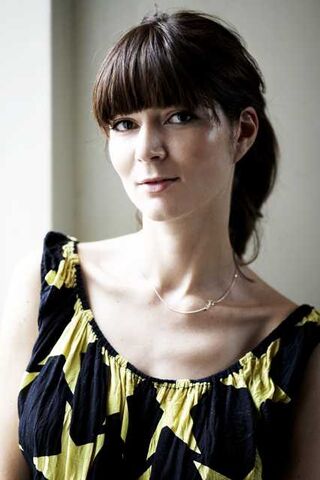 File:Tina-kalivas-fashion-designer.jpeg