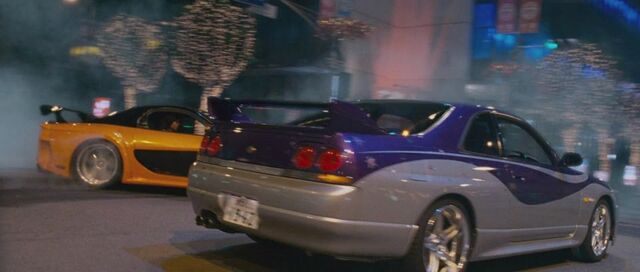 File:Nissan Skyline GTR R33-01.jpg
