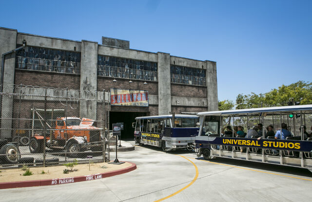 File:Fast-Ride-Exterior.jpg