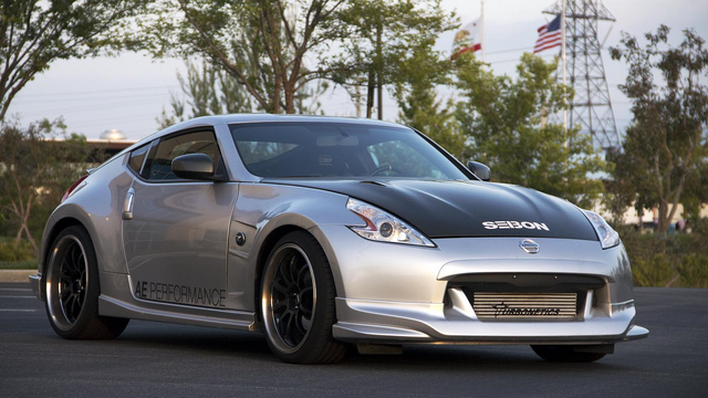 Fichier:Nissan 370Z.png