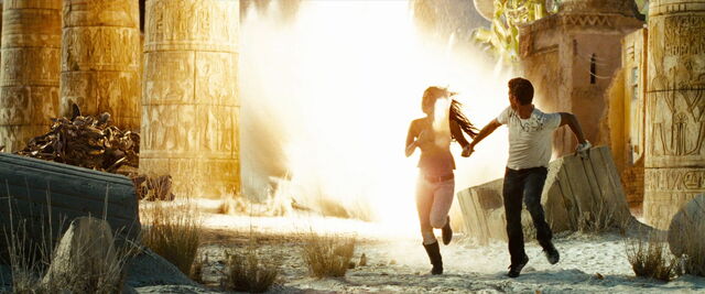 File:Transformers-revenge-movie-screencaps.com-15215.jpg