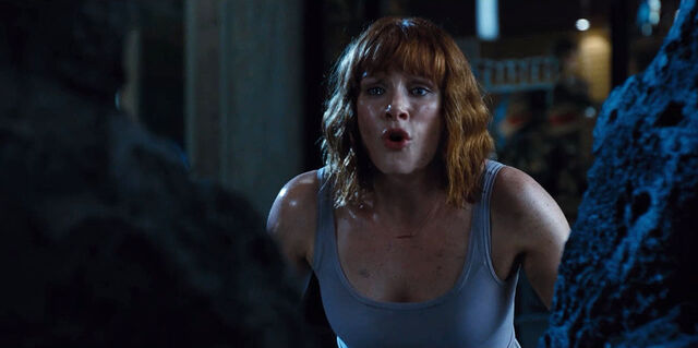 File:Brycedallashoward-jurassicworld-06663.jpg