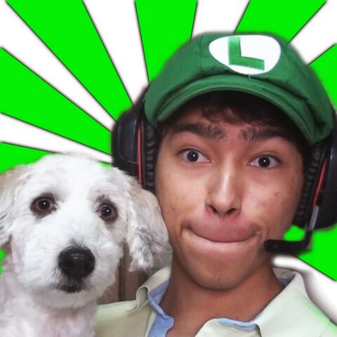 Archivo:Fernanfloo.jpg