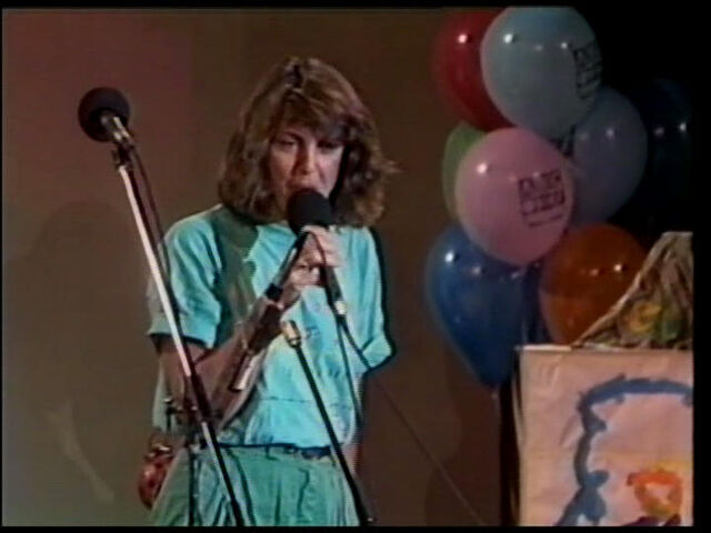 File:GillianEastoe.jpg