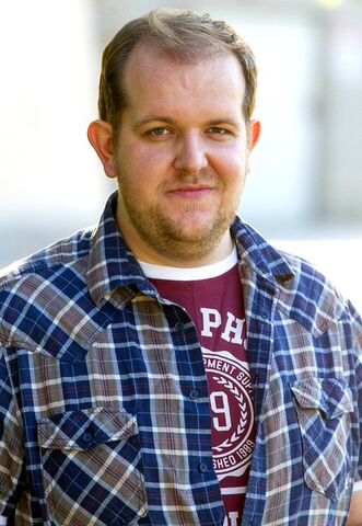 File:Dominic Burgess.jpeg