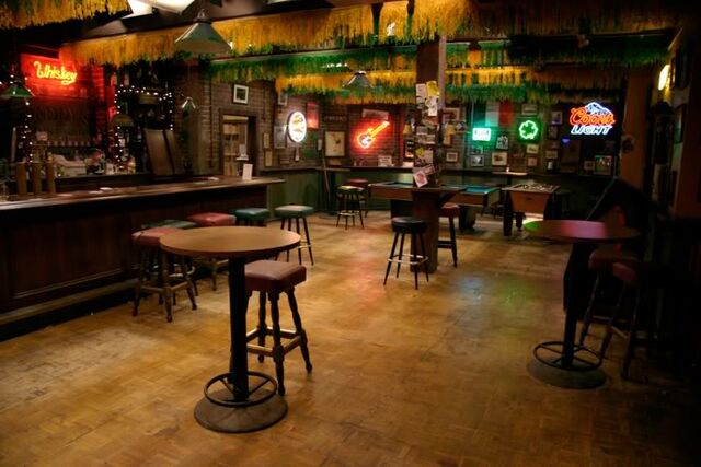 File:Paddy's Pub Interior.jpg