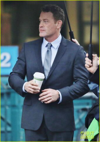 File:Fifty-shades-darker-set-photo-46.jpg