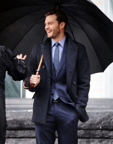 File:Fifty-shades-darker-set-photo-15.jpg