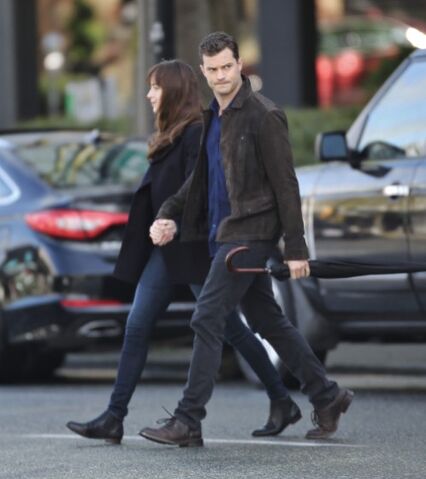 File:Fifty-shades-darker-set-photo-108.jpg