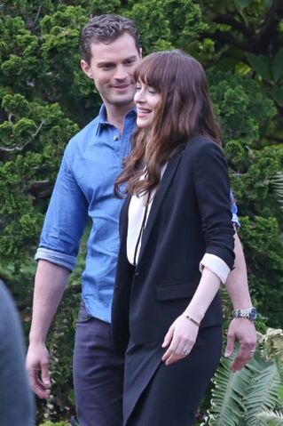 File:Fifty-shades-darker-set-photo-83.jpg