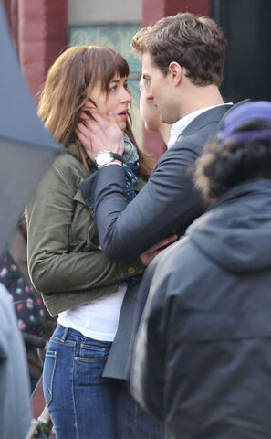 File:Rs 634x1024-131219155209-634.fifty-shades.cm.121913.jpg