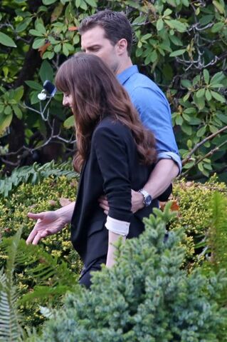 File:Fifty-shades-darker-set-photo-90.jpg