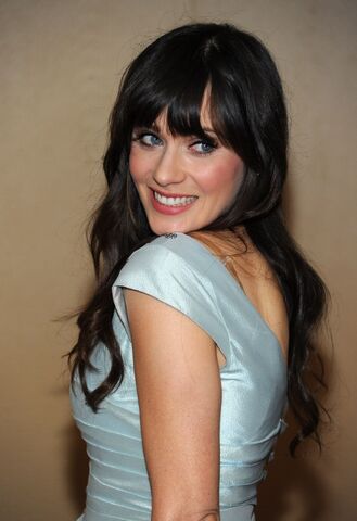 File:Zooey-Deschanel-zooey-deschanel-10826346-1371-2000.jpg