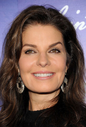 File:Sela+Ward+Variety+Women+Film+Pre+Emmy+Event+YbWZQNTixlel.jpg