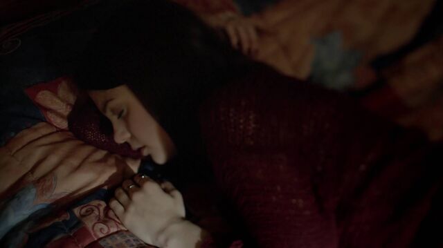 File:2x01 09 Carter.jpg