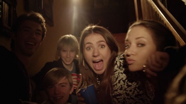 File:1x01 58 party.jpg