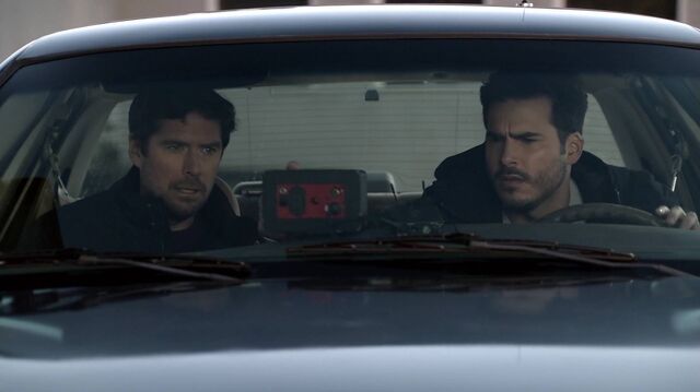 File:2x01 62 David, Kyle.jpg