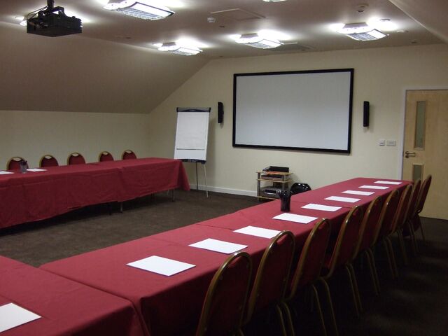 File:Conference-room-2-web-1.jpg