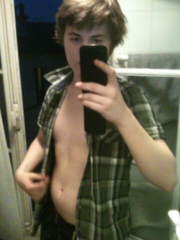 File:Board User Leal fag.jpeg