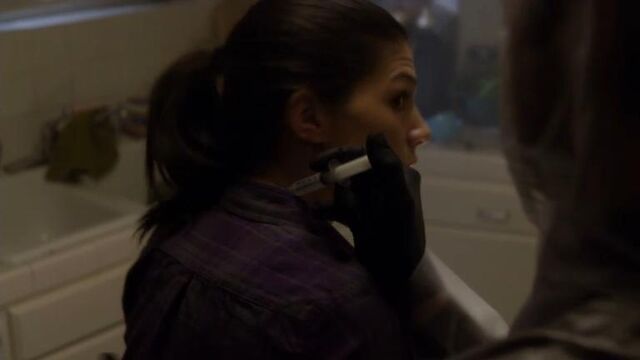 File:1x13 Tracy Taken.jpg