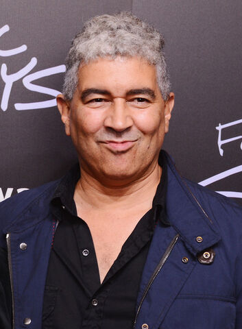File:Pat Smear.jpg