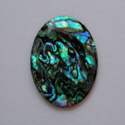 Nacre cabochon
