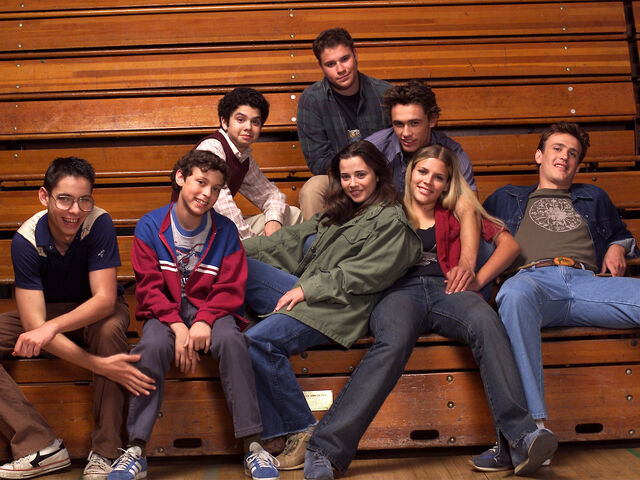 File:Freaks4.jpg