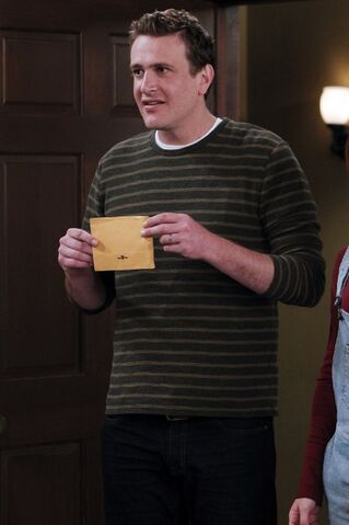 File:Jason-Segel-still-mother.jpg