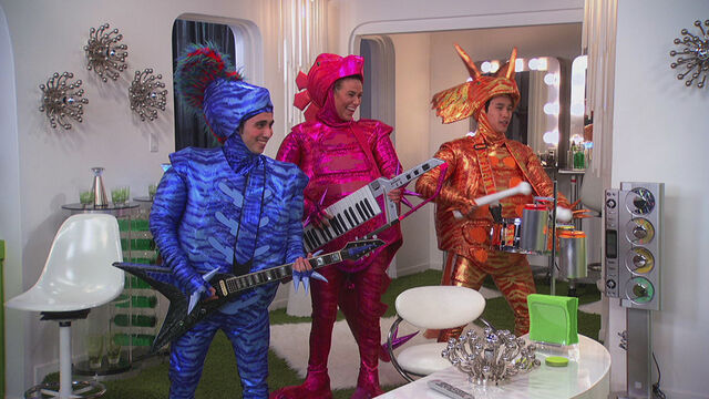 File:Veloci-Rap-Star 2.jpg