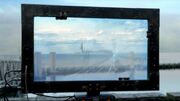 Liberty Island durch das Fenster ins andere Universum.jpg