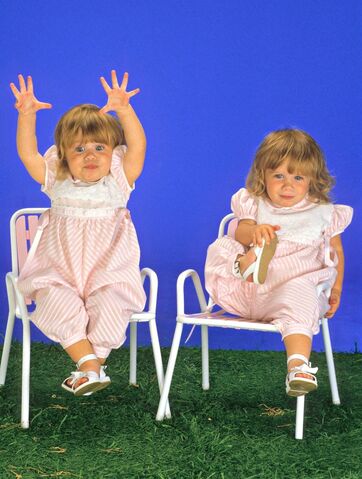 File:Entertainment-2016-02-ashley-mary-kate-olsen-twins-full-house-main.jpg