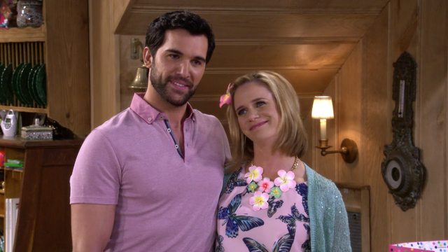 File:Fuller House S01E07 Screenshot 001.png