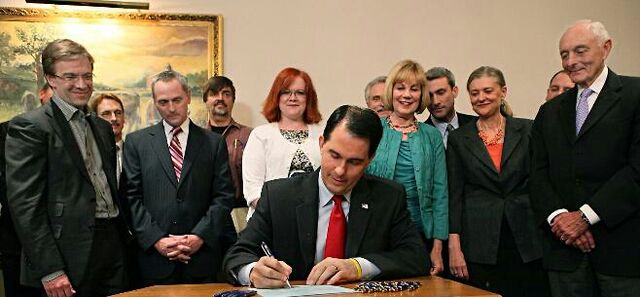File:WalkerSignsBill.jpg